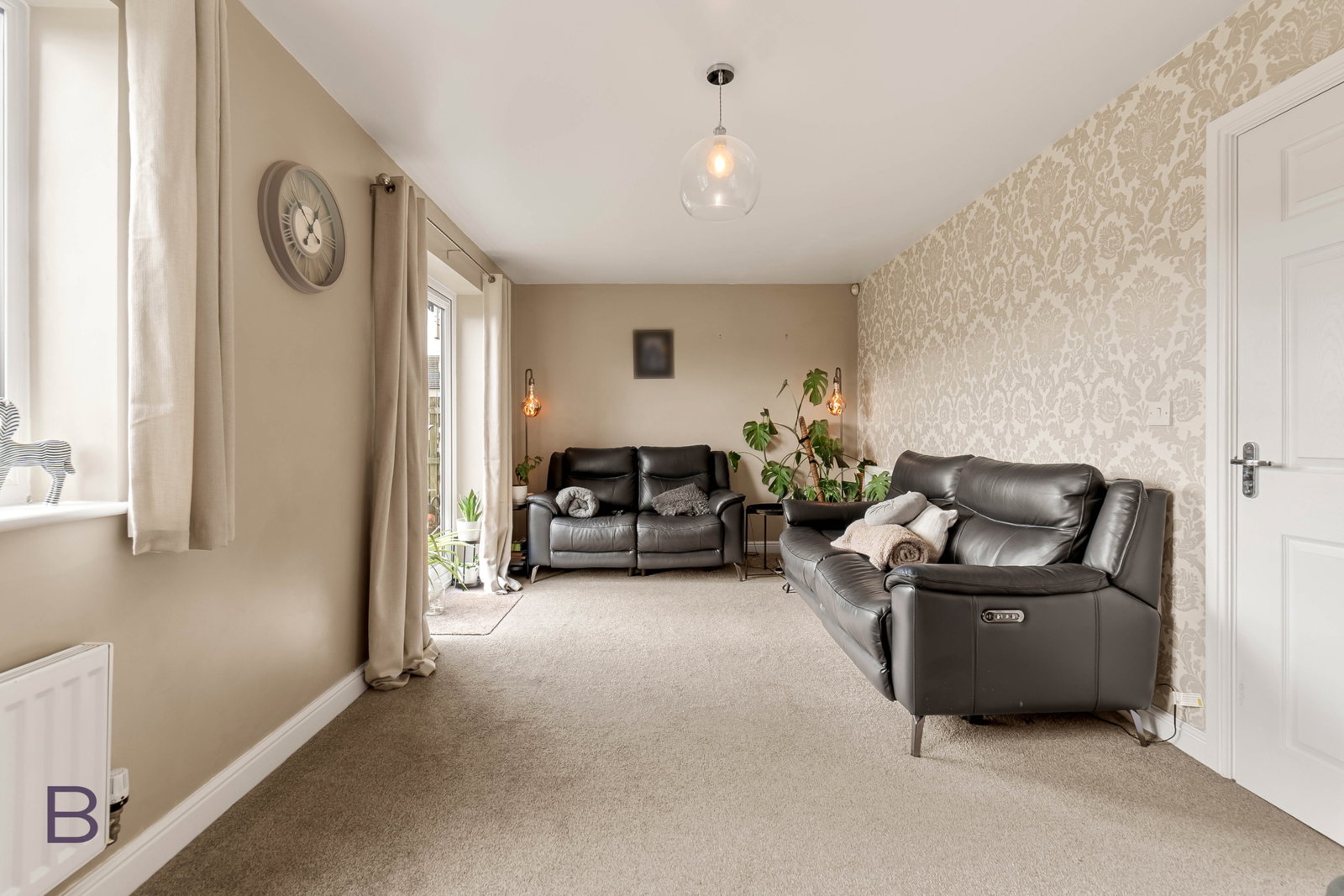 Detached House for sale in Bradford, Woodsley Fold, Thornton, Bradford, BD13 3GH, 1281 m²