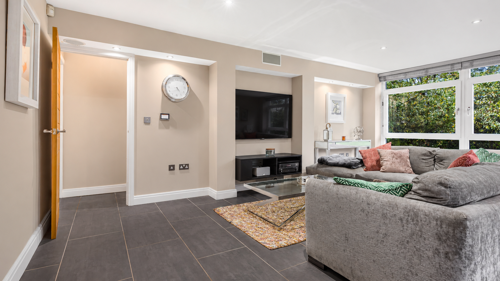 Apartment for sale in Solihull, Sapphire Court, Chelmscote Road