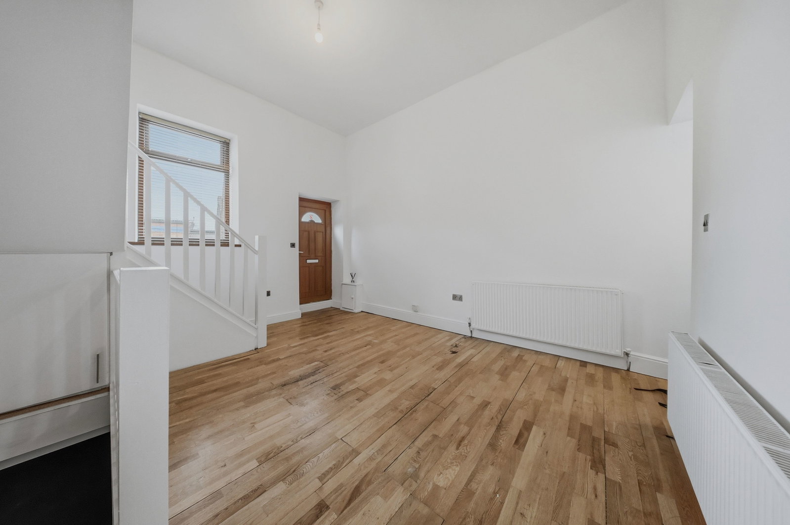 End Of Terrace House for sale in Burnley, Holyoake Street, Burnley, BB12 6LX, 861 m²