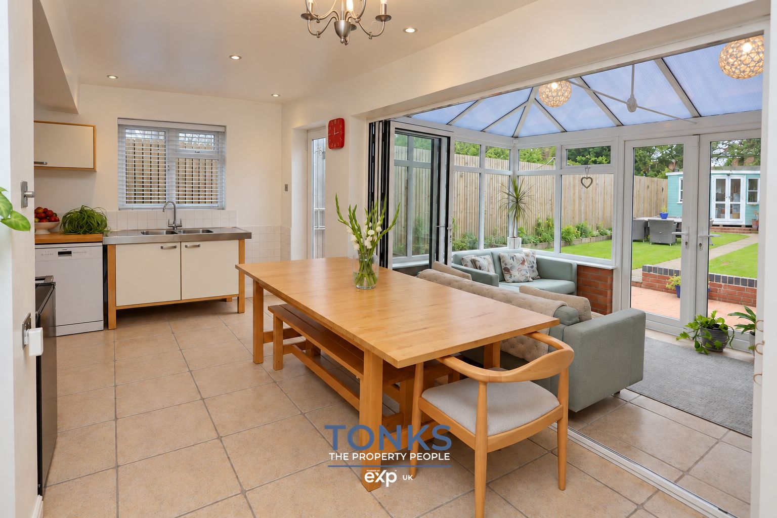 Semi Detached House for sale in Oldbury, Broadway Croft, Oldbury, B68 9DJ