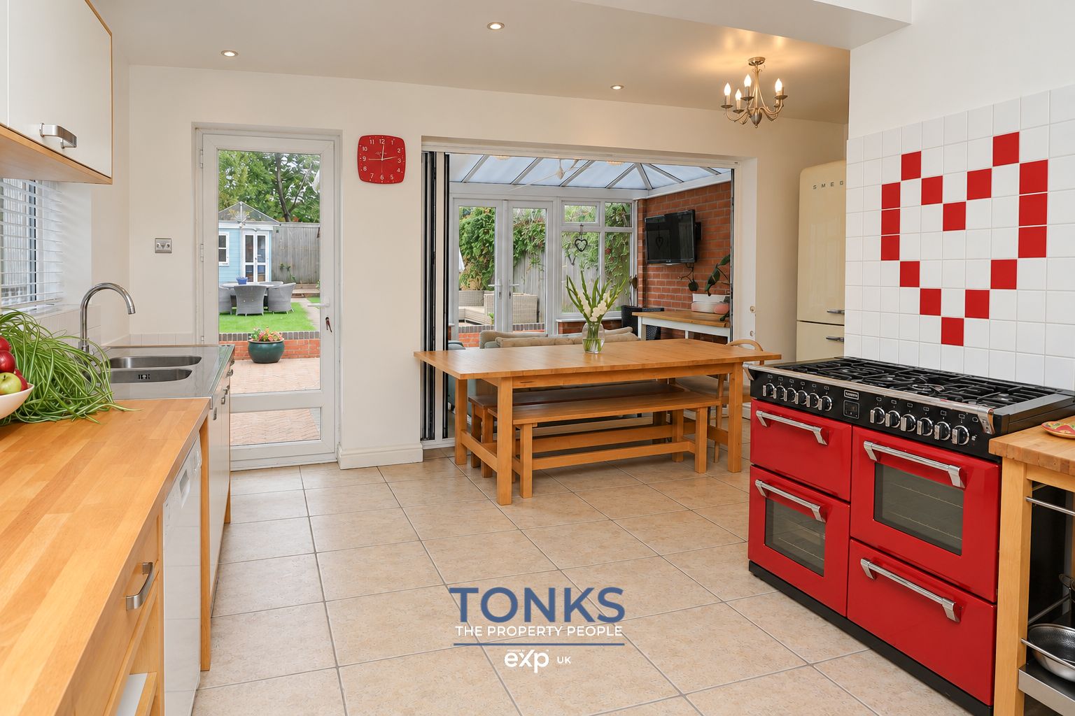 Semi Detached House for sale in Oldbury, Broadway Croft, Oldbury, B68 9DJ