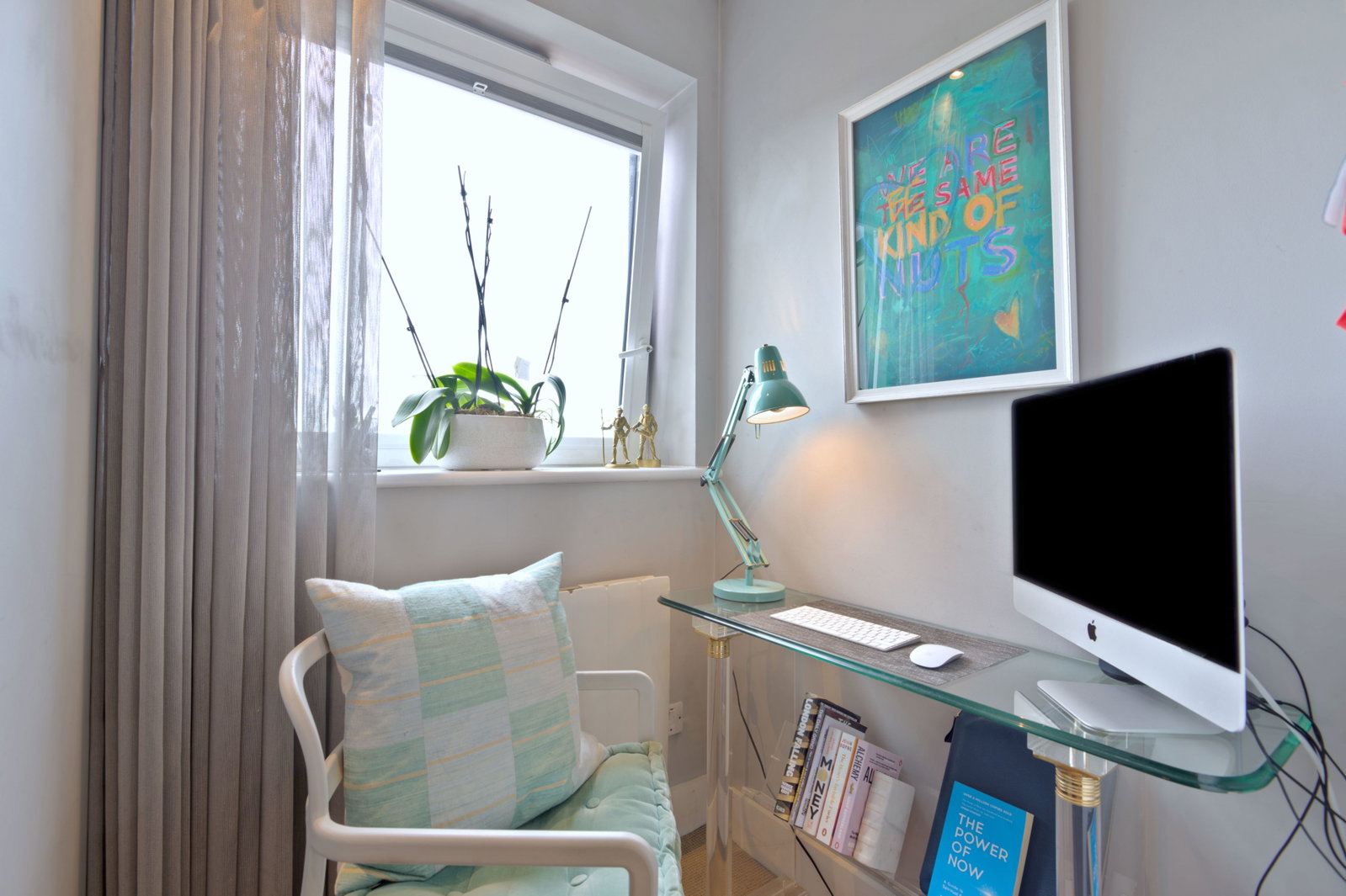 Flat for sale in Borehamwood, Elstree Way, Borehamwood, WD6 1SD, 500 m²