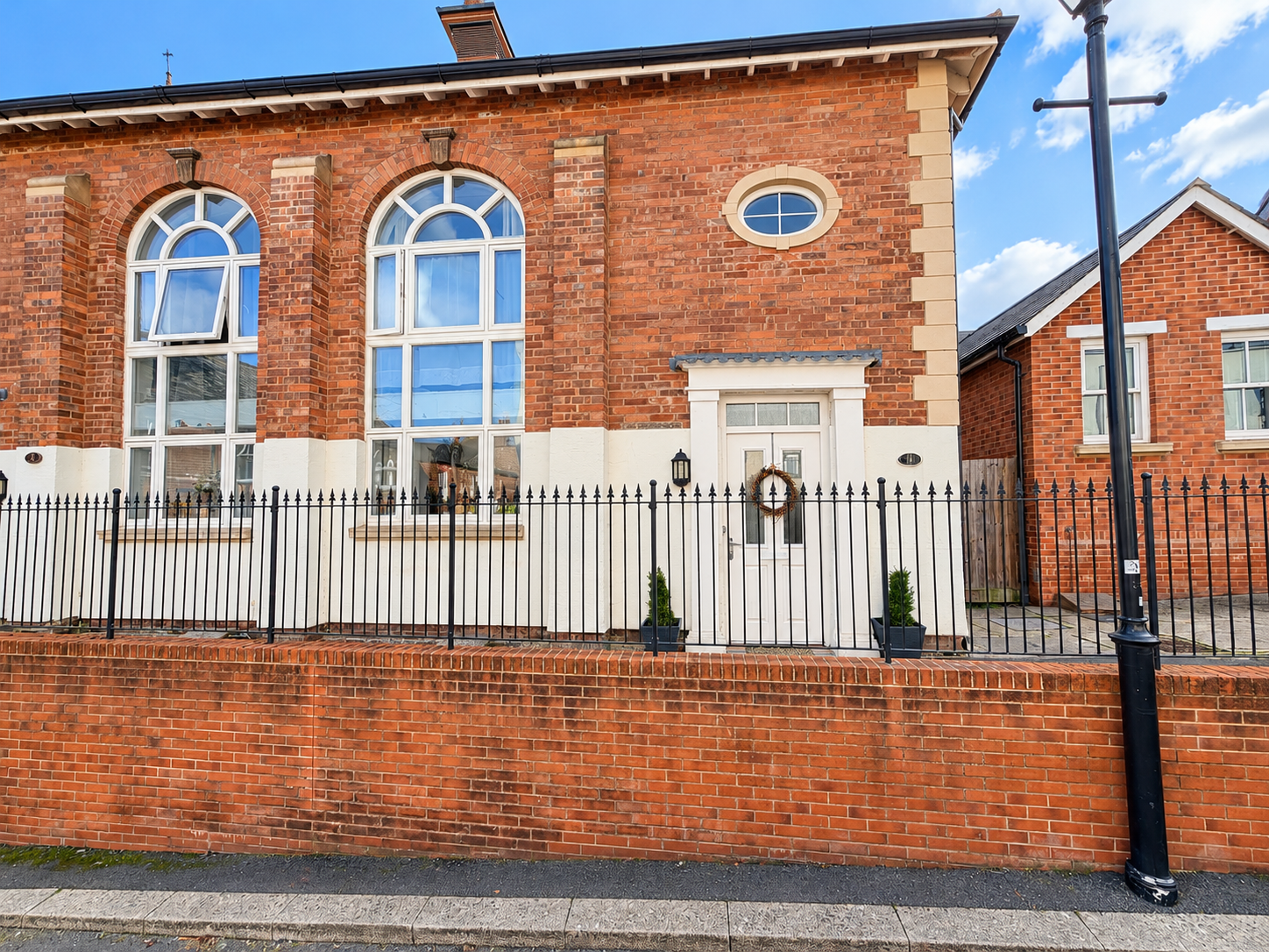 Semi Detached House for sale in Exeter, Mount Dinham Court, Exeter, EX4 4FN, 1044 m²