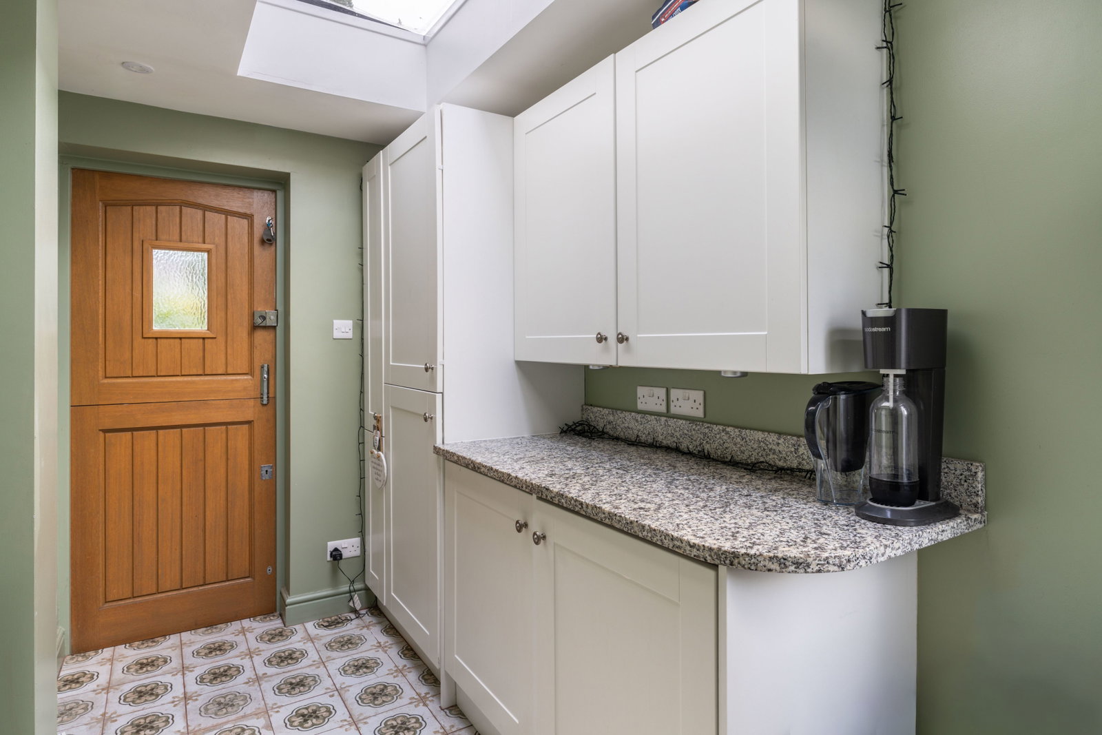 Semi Detached House for sale in Coulsdon, Church Lane Avenue, Coulsdon, CR5 3RT