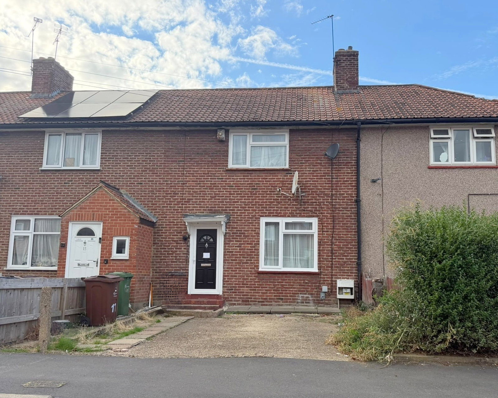 Terraced House for sale in Dagenham, 17 Neville Road, Dagenham, RM8 3QS