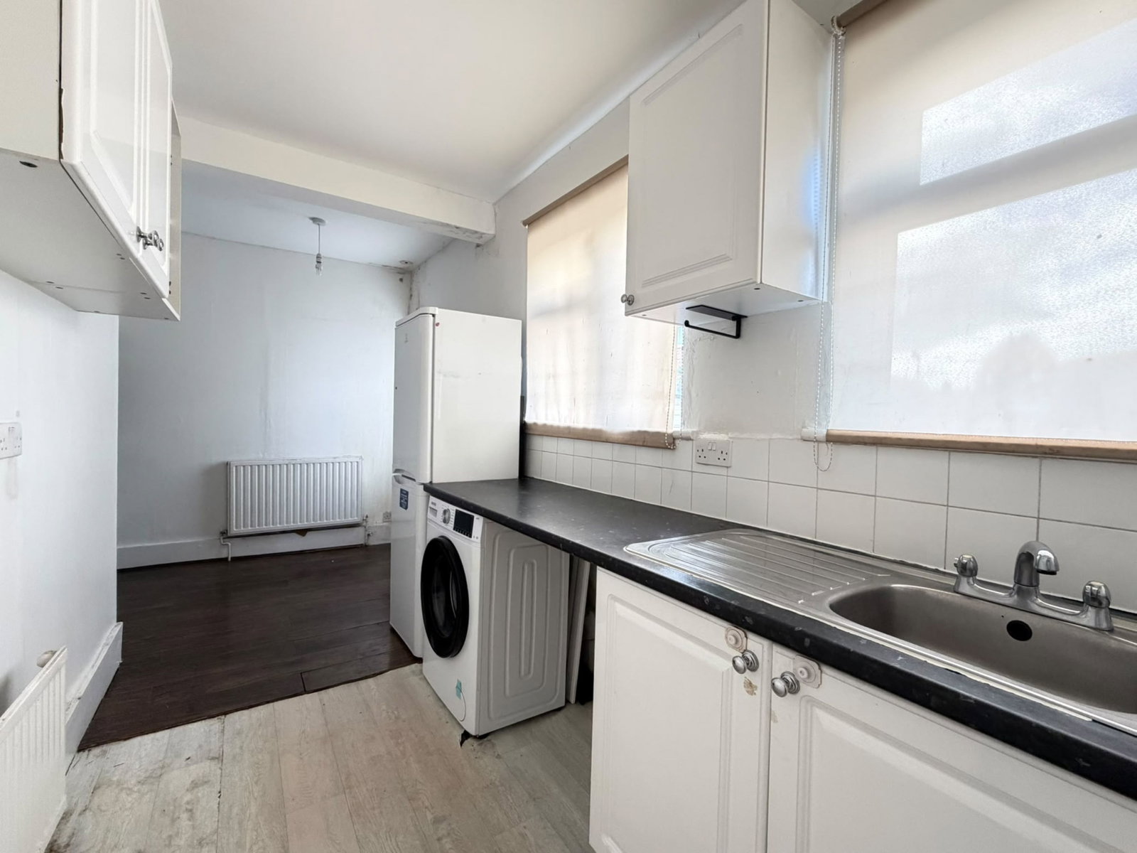 Terraced House for sale in Dagenham, 17 Neville Road, Dagenham, RM8 3QS