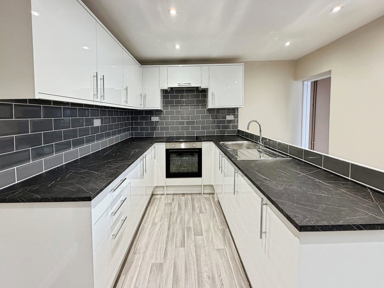 Terraced House for sale in Gloucester, Wellesley Street, Gloucester, GL1 4QP