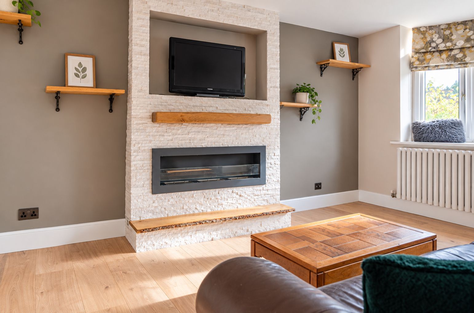 Terraced House for sale in York, Crambeck Village, Welburn, York, YO60 7EZ, 1003 m²