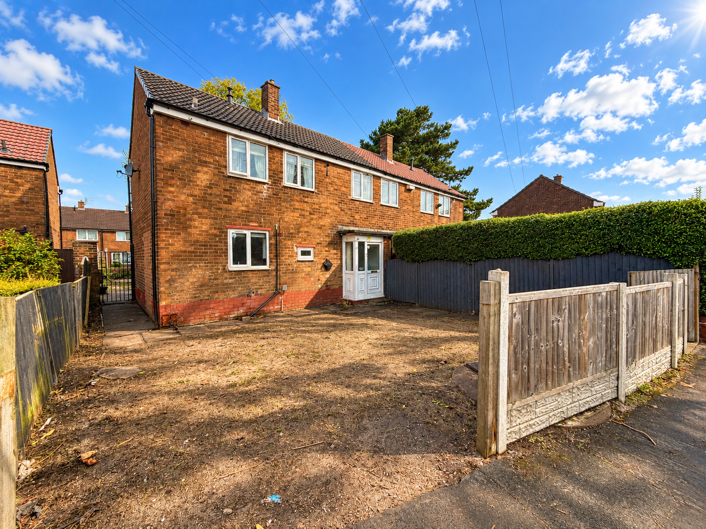 Semi Detached House for sale in Stockport, Nottingham Avenue, Brinnington, Stockport, SK5 8ET