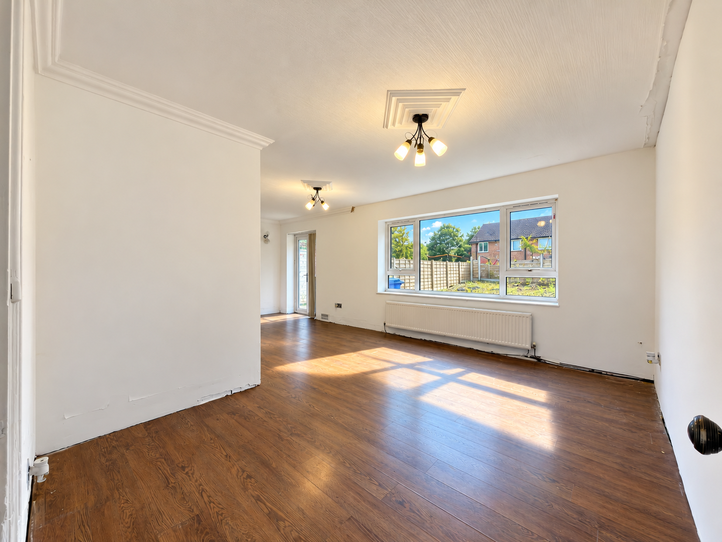 Semi Detached House for sale in Stockport, Nottingham Avenue, Brinnington, Stockport, SK5 8ET