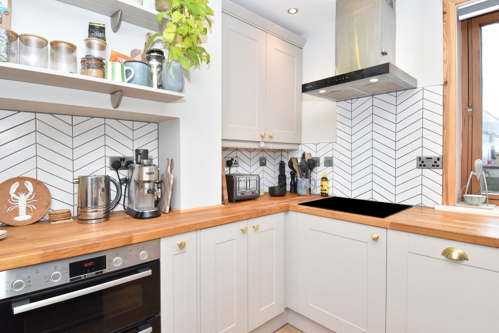 Semi Detached House for sale in Shetland, 8 Gibblestone Road, Scalloway, Shetland, ZE1 0TX
