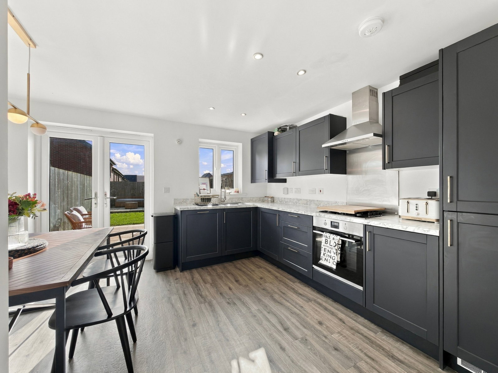 Semi Detached House for sale in Cardiff, Rhodfa Ieuan, Capel Llanilltern, CF5 6GG