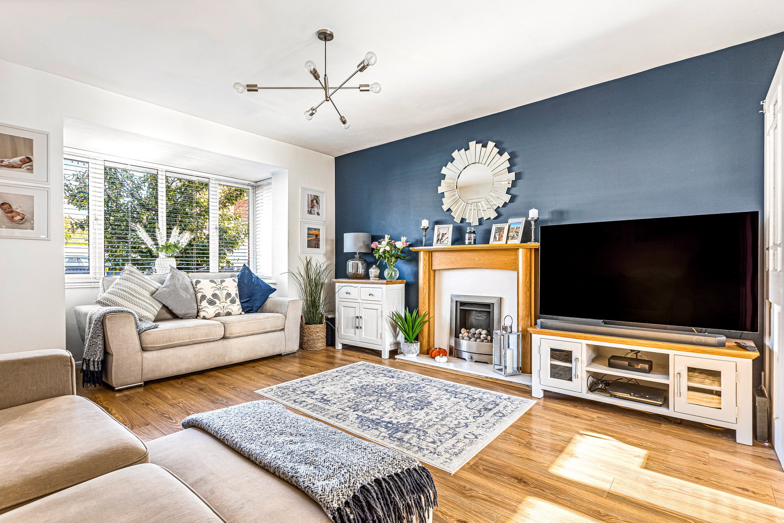 Detached House for sale in Leicester, Aquitaine Close, Enderby, Leicester, LE19, 1295 m²