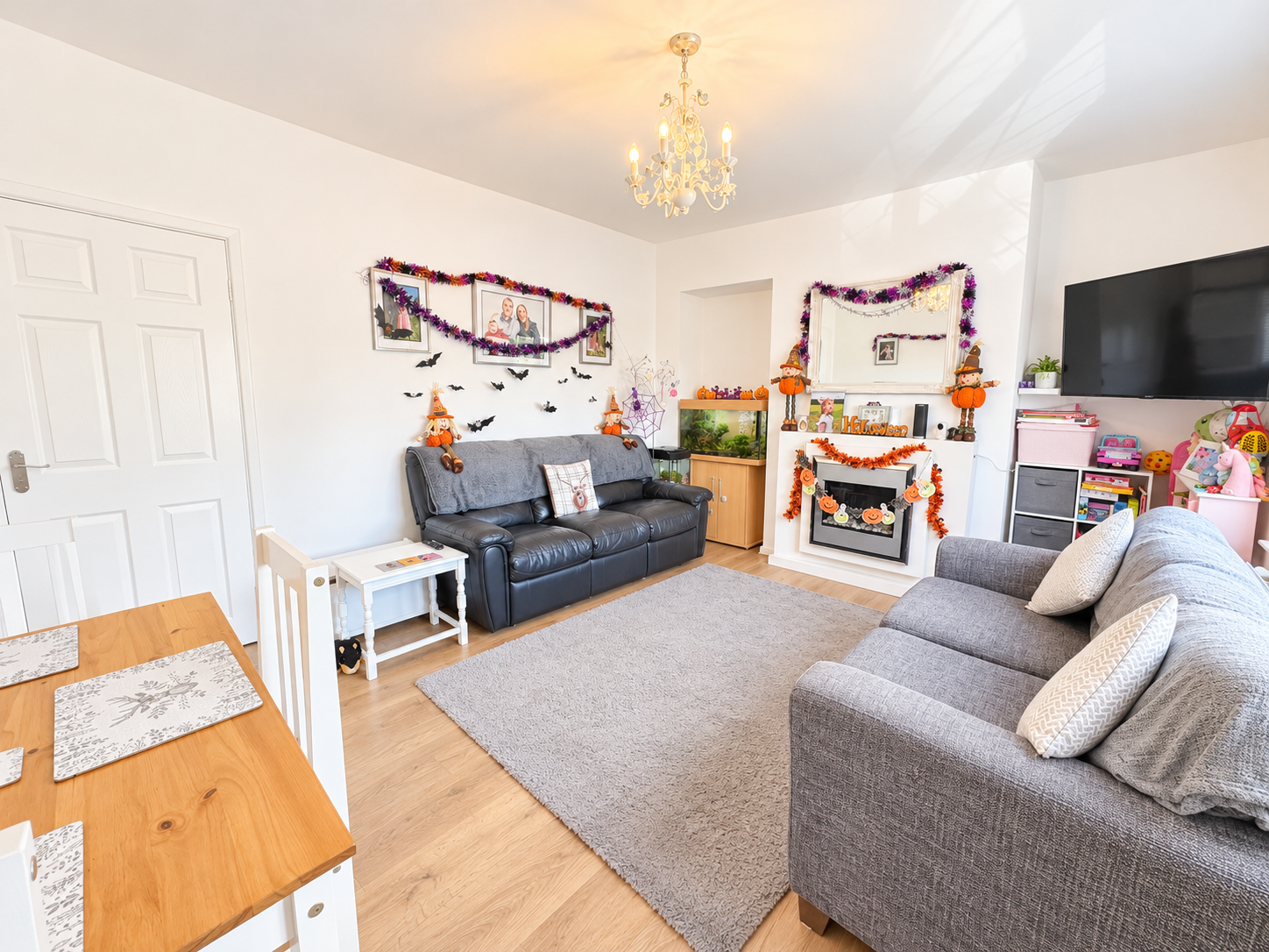 Semi Detached House for sale in Ibstock, Hinckley Road, Ibstock, LE67 6PB
