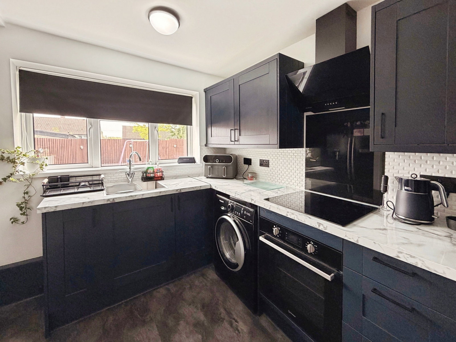 Flat for sale in Bristol, Millground Road, Bishopsworth, Bristol, BS13, 715 m²