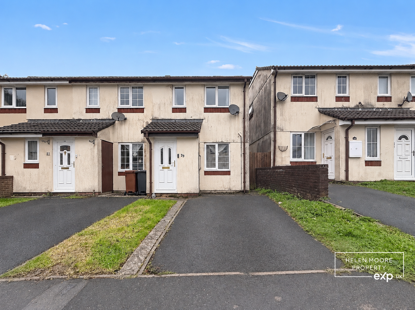 End Of Terrace House for sale in Plymouth, Village Drive, Plymouth, Devon