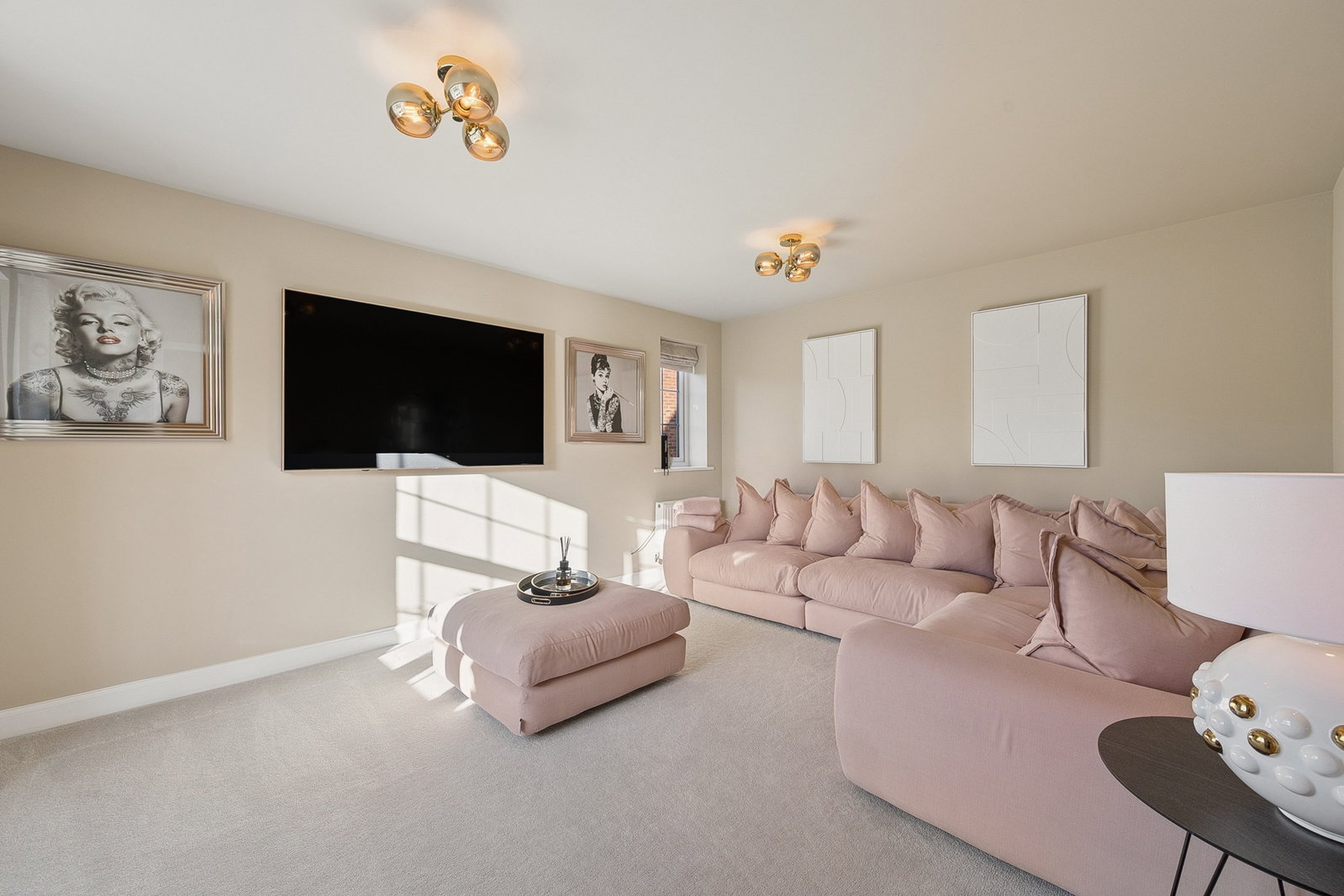 Detached House for sale in Wilmslow, Primrose Way, Wilmslow, Cheshire, SK9 4EF, 1569 m²