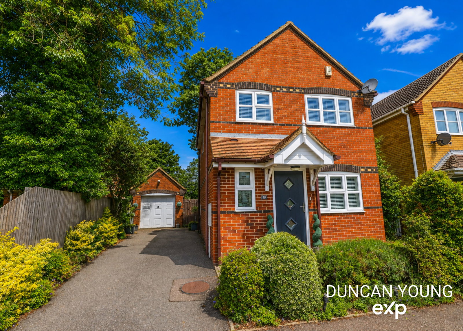 Detached House for sale in Huntingdon, Centenary Way, Brampton, Huntingdon, PE28 4YQ