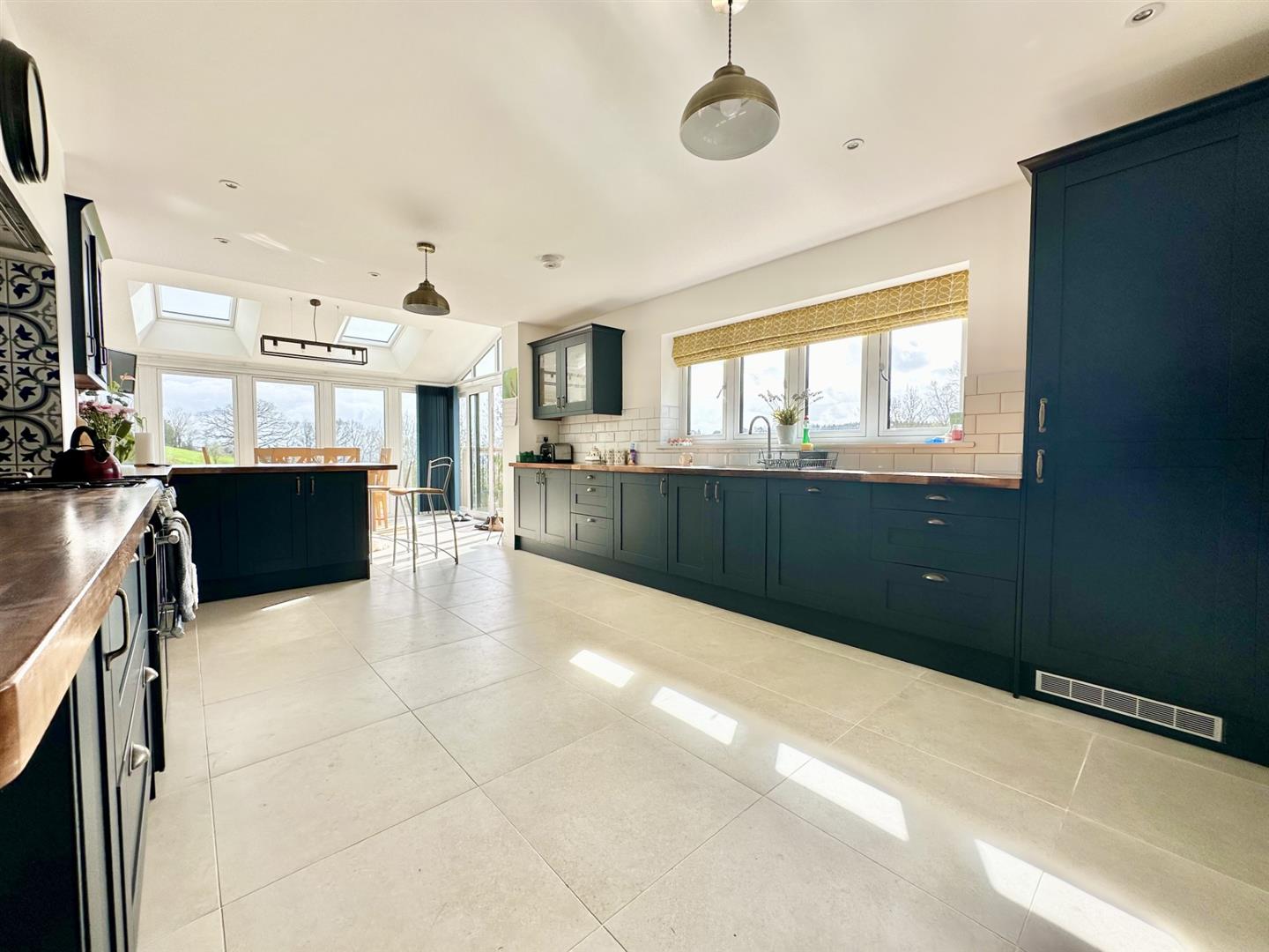Detached House for sale in Longhope, The Slad, Longhope, GL17, 2763 m²