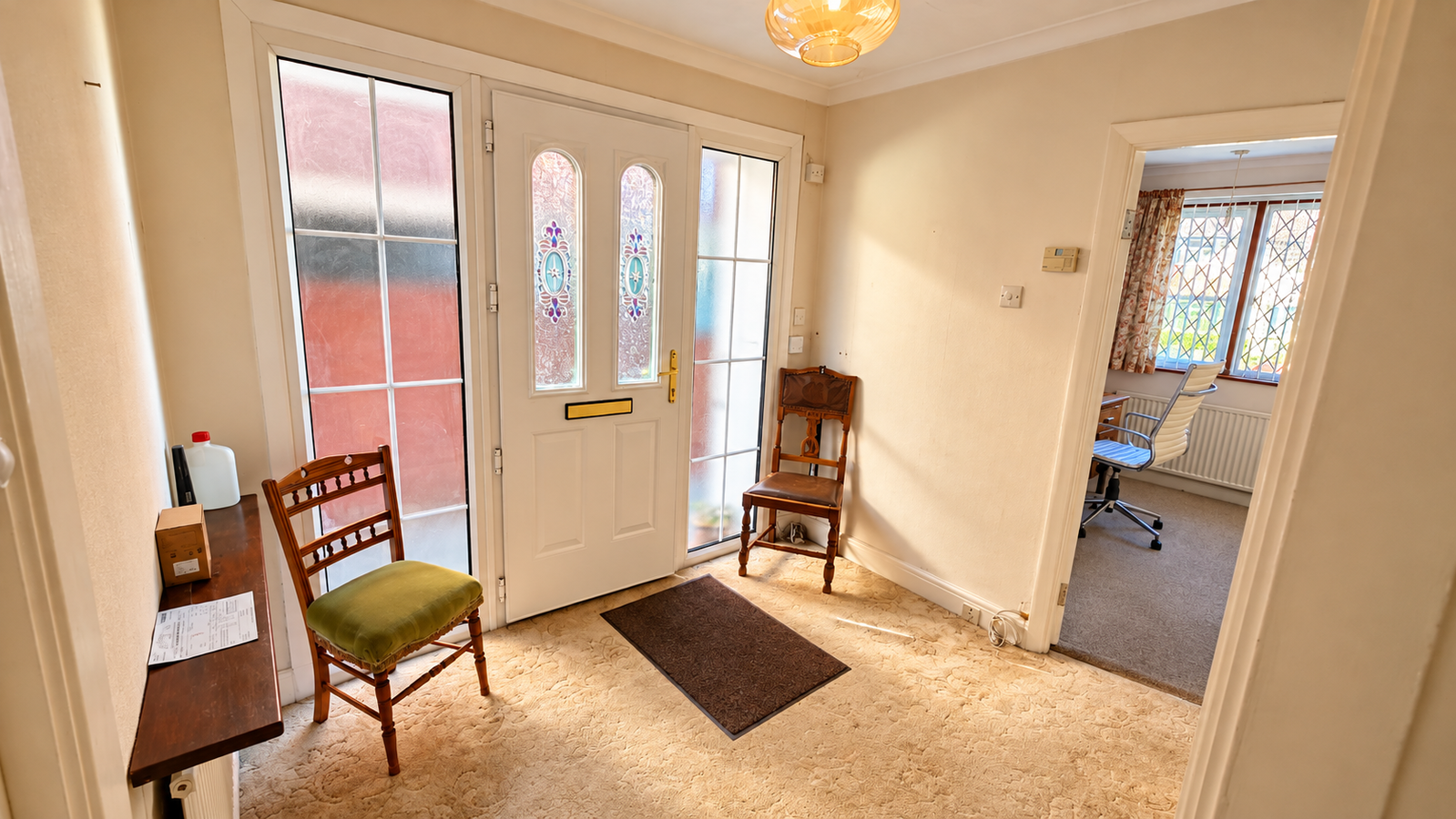 Semi Detached House for sale in Dartford, Windsor Drive, Dartford, DA1 3HN