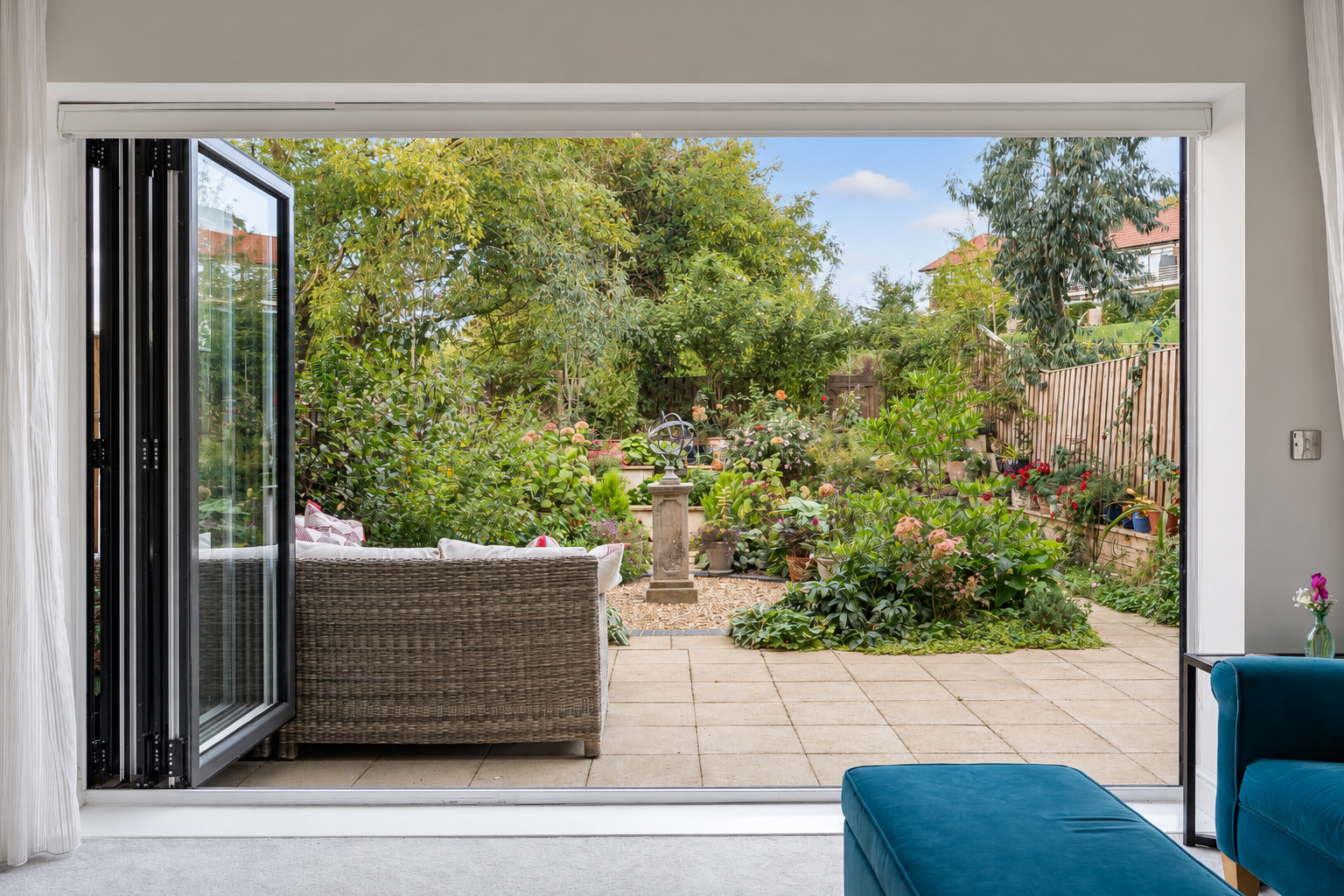 Semi Detached House for sale in Stroud, Mary King Close , Standish, Stroud, Gloucestershire, GL10 3WD