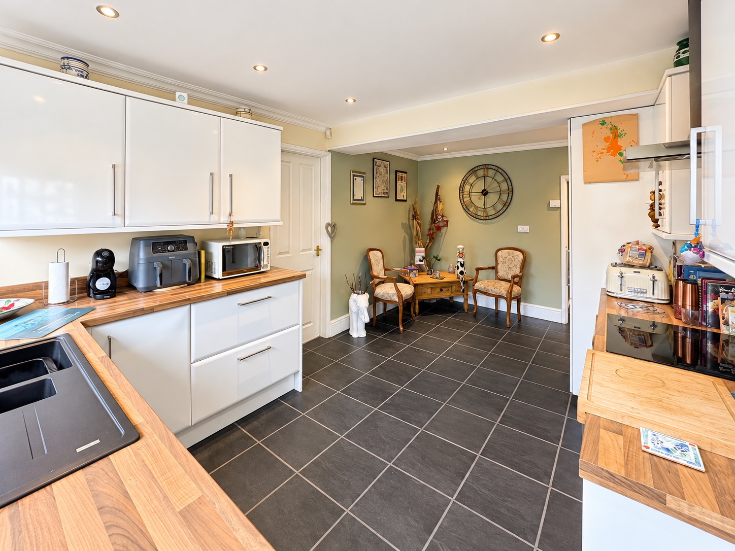 Semi Detached House for sale in Mansfield, Bernard Avenue, Mansfield Woodhouse, Mansfield, NG19 8HR