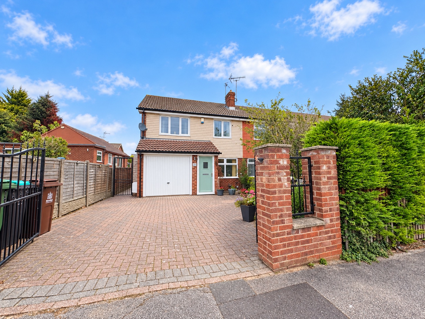 Semi Detached House for sale in Mansfield, Bernard Avenue, Mansfield Woodhouse, Mansfield, NG19 8HR