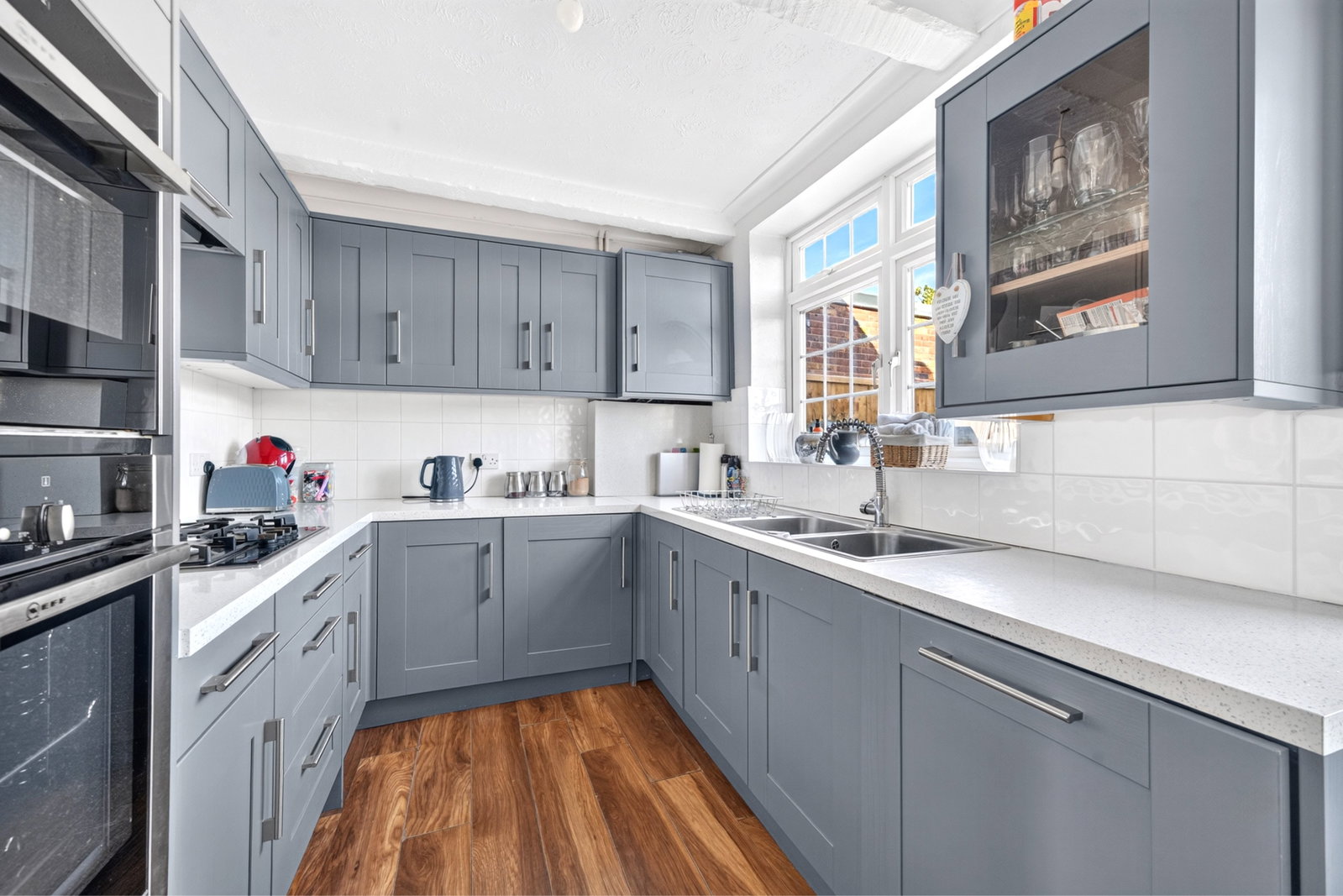 Terraced House for sale in Borehamwood, Theobald Street, Borehamwood, WD6 4PF, 732 m²