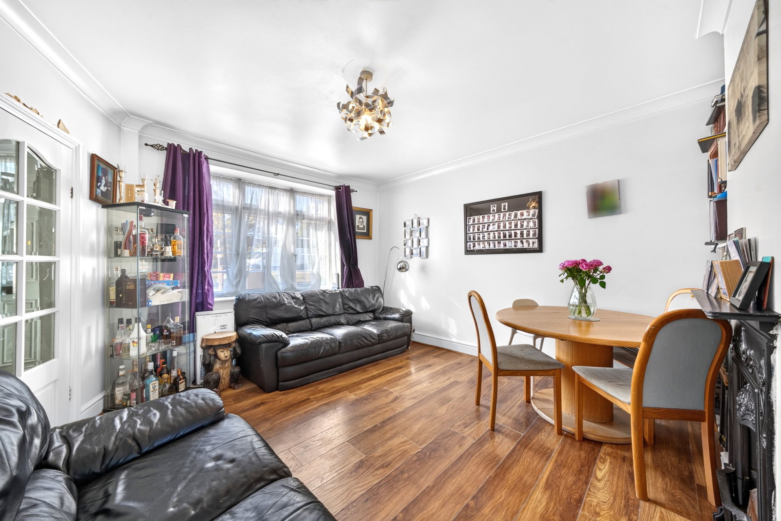 Terraced House for sale in Borehamwood, Theobald Street, Borehamwood, WD6 4PF, 732 m²