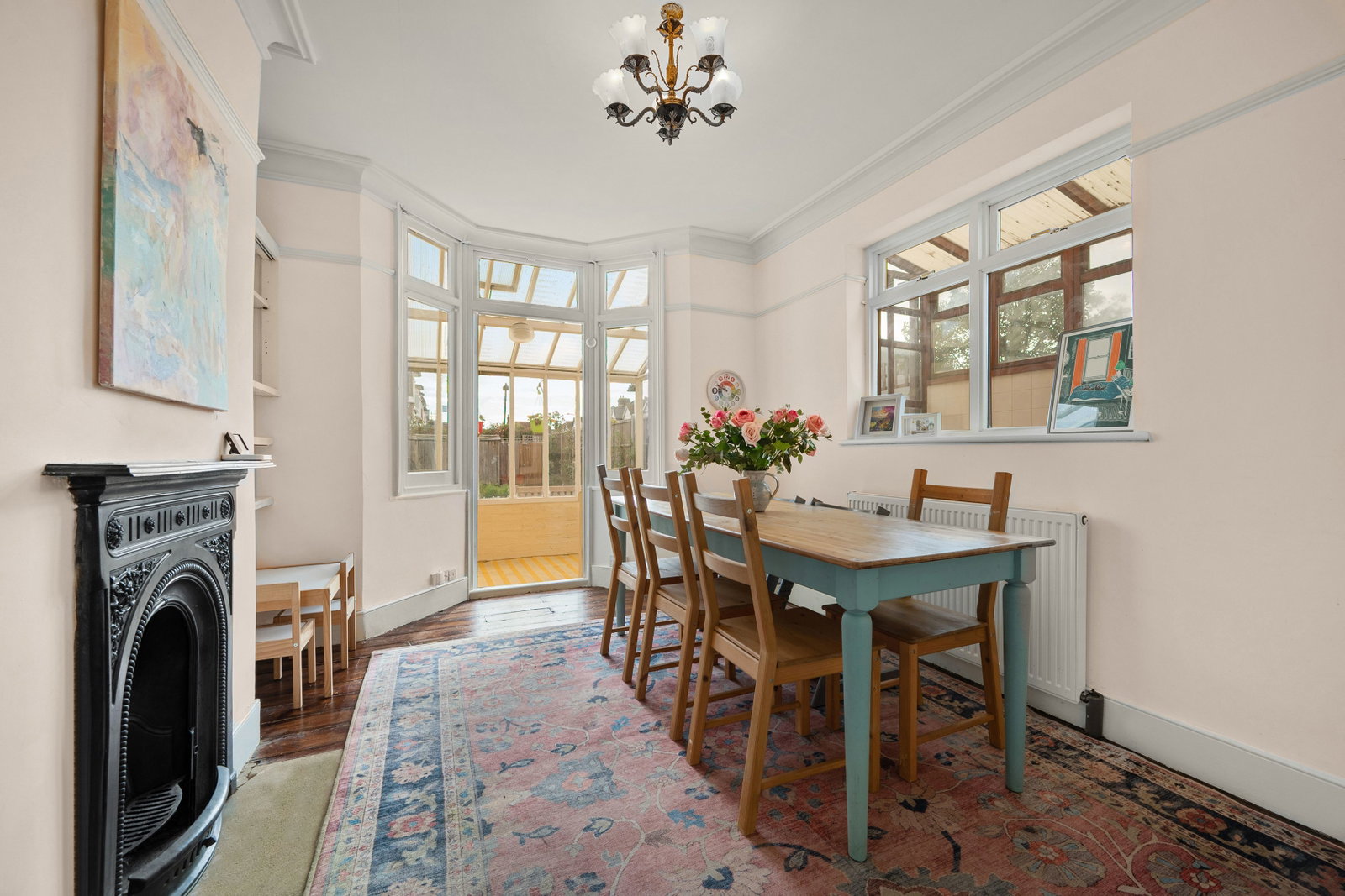 Detached House for sale in Ilford, Auckland Road, Ilford, IG1, 1518 m²