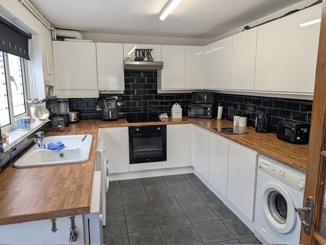 End Of Terrace House for sale in Par, Chapel Terrace, St. Blazey, Par, PL24 2NL