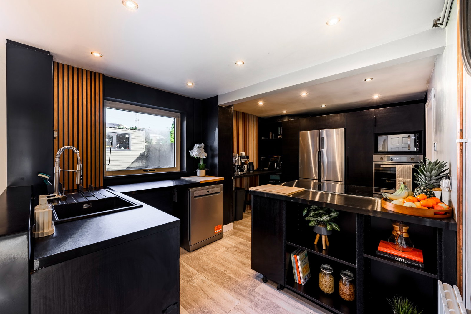 Detached House for sale in Burntwood, Earl Drive, Burntwood, WS7 1PT