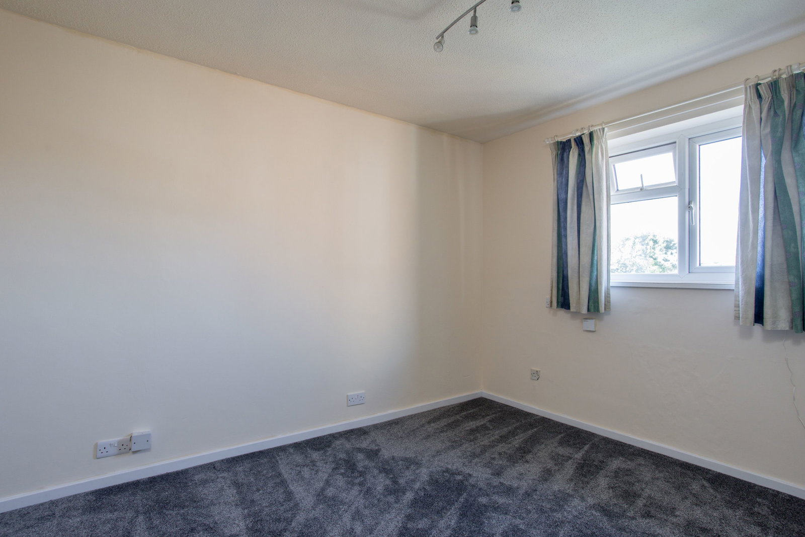 Terraced House for sale in York, Kellbalk Lane, Easingwold, York, YO61 3BZ