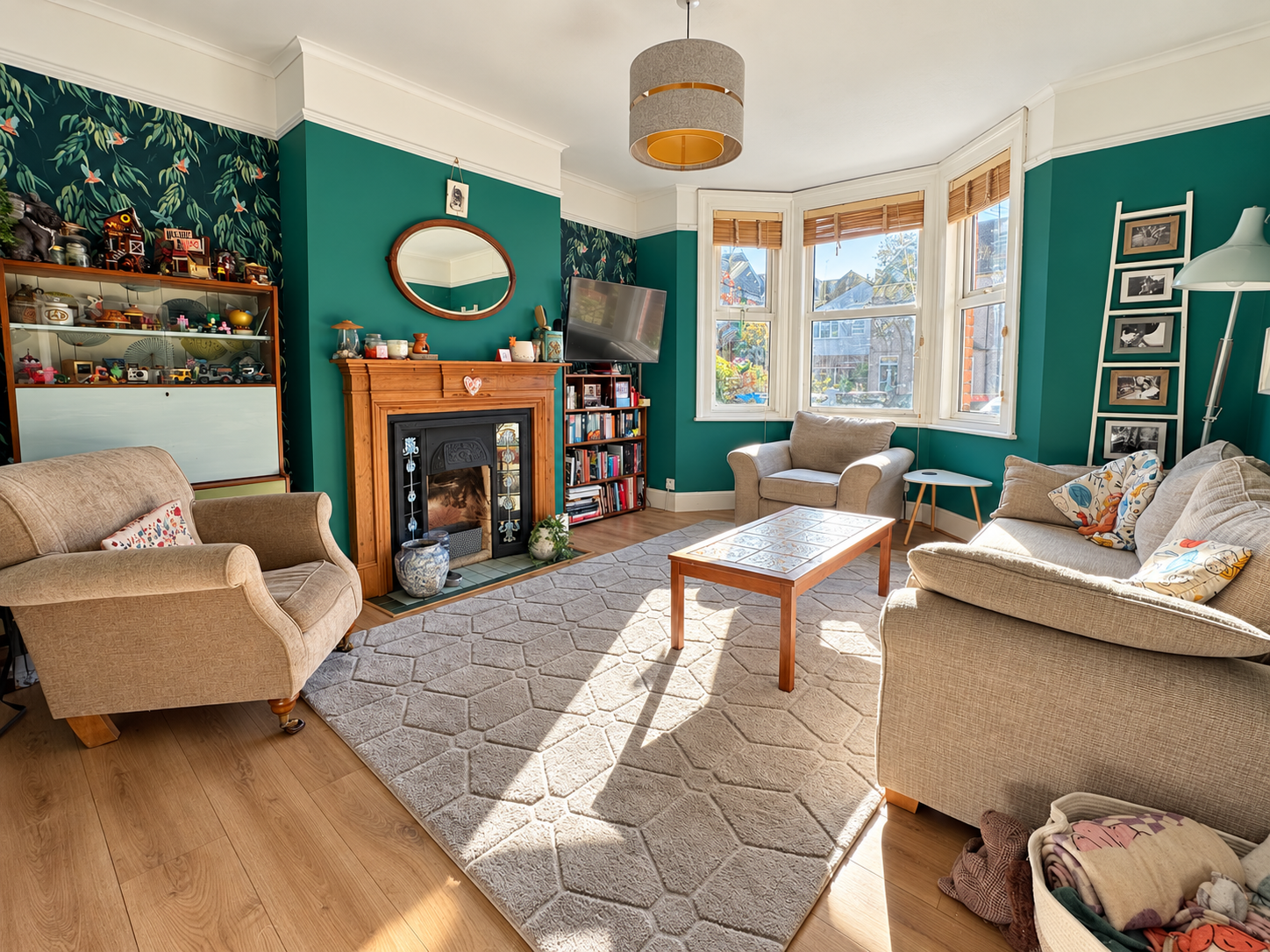 Terraced House for sale in Ramsgate, Edith Road, Ramsgate, CT11 0EB, 980 m²