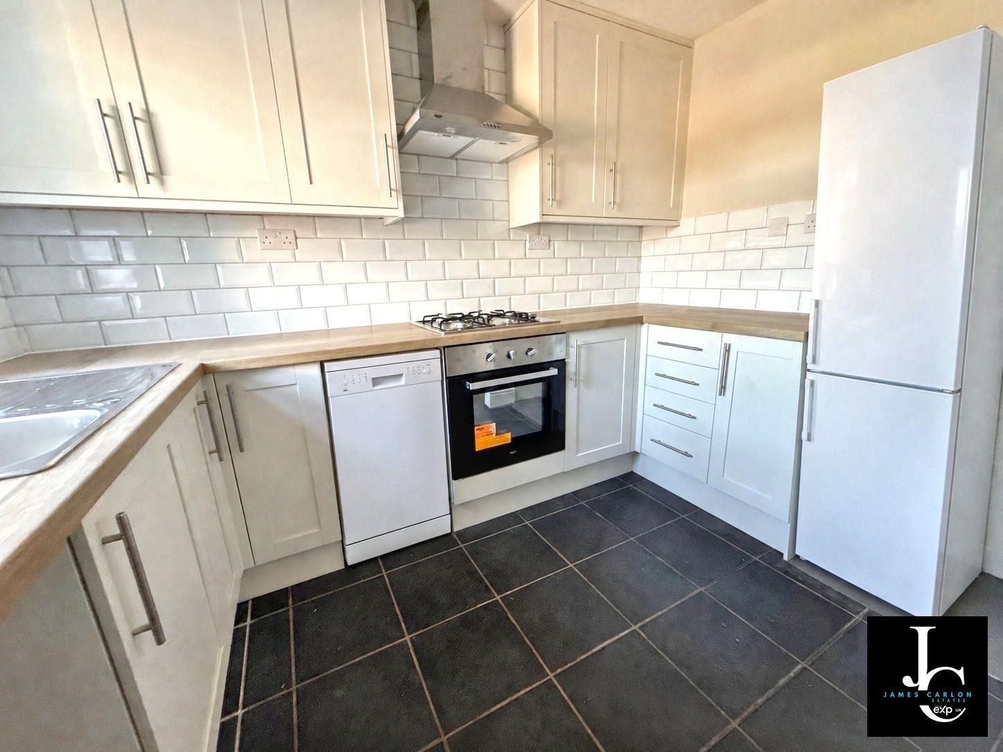 Semi Detached House for sale in Telford, Mitchel Way, Madeley, Telford, TF7 5SN, 676 m²