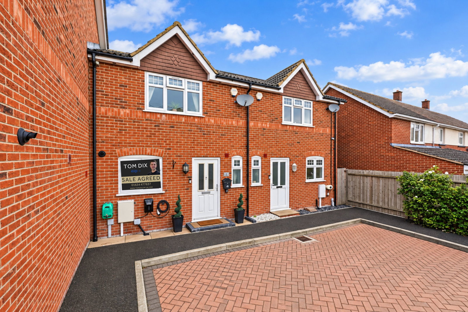 Terraced House for sale in Rochester, Prior Place, Rochester, ME1 3FZ, 969 m²