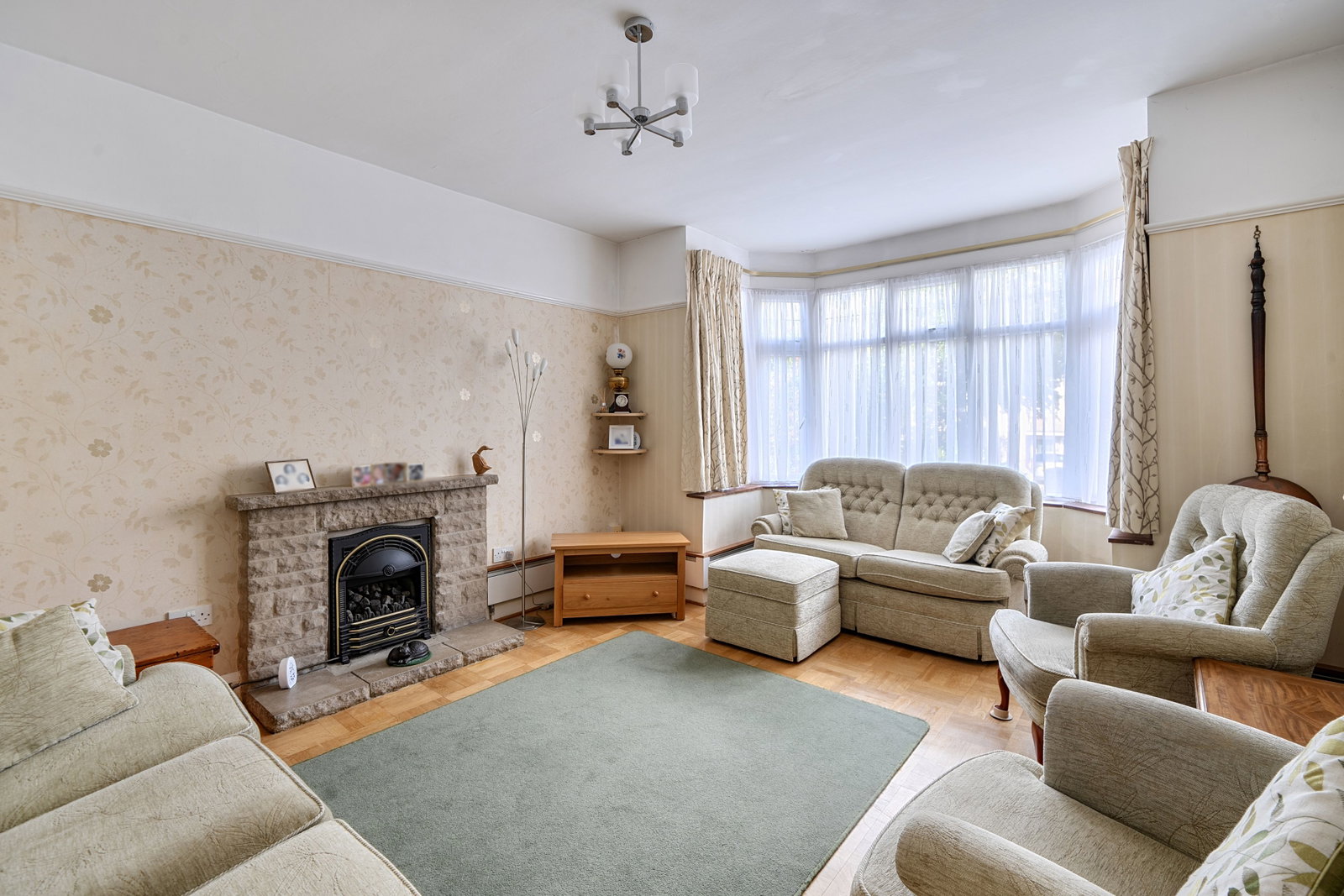 Detached House for sale in Carshalton, Sussex Road, Carshalton Beeches, SM5 3NA