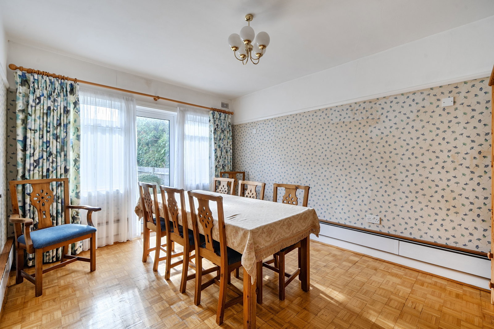 Detached House for sale in Carshalton, Sussex Road, Carshalton Beeches, SM5 3NA