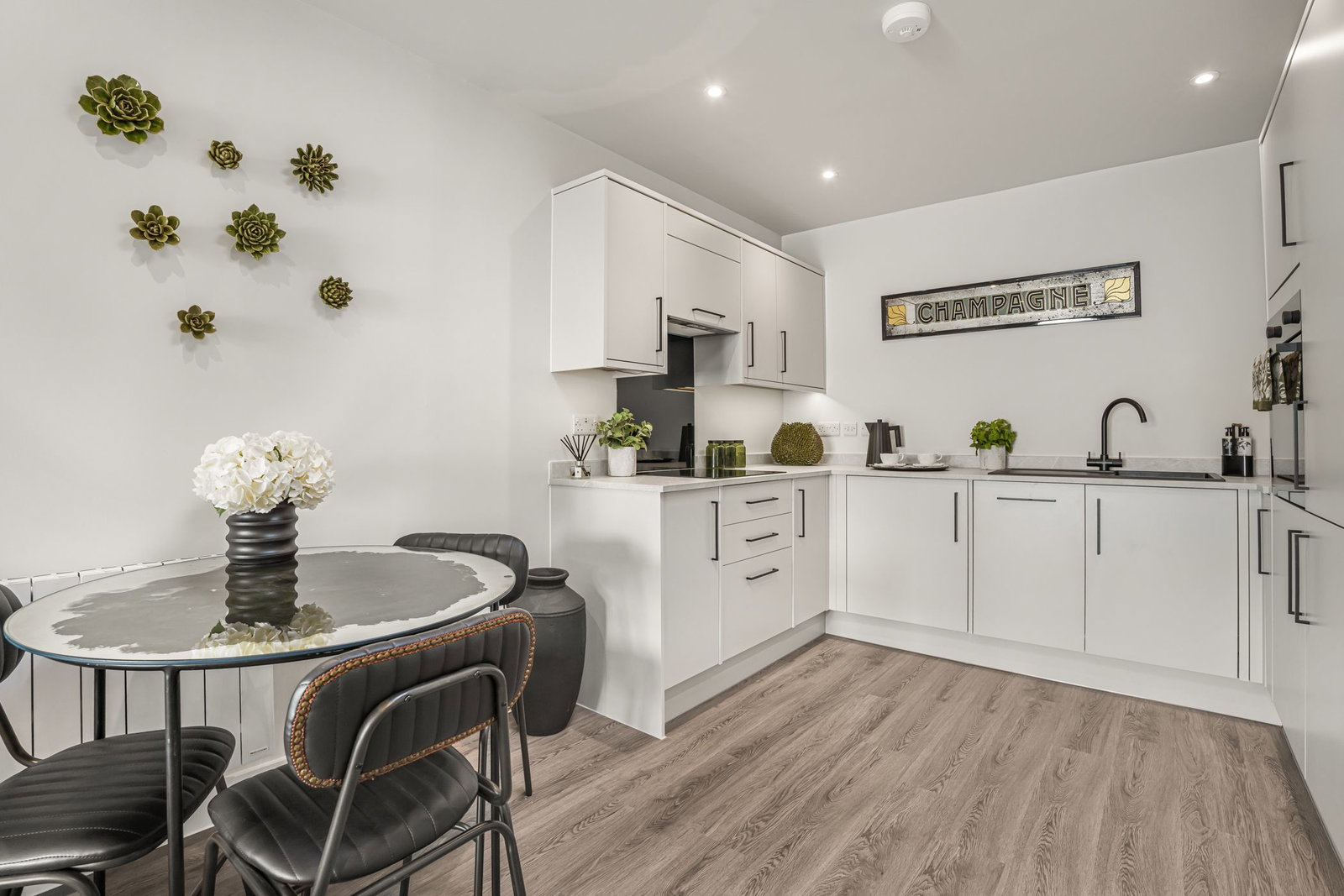 Apartment for sale in Cheltenham, Hamilton Street, Charlton Kings, Cheltenham, GL53