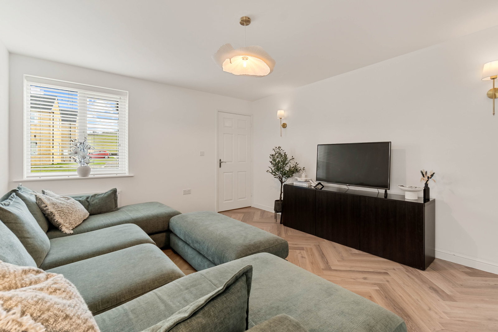 Semi Detached House for sale in Bradford, Jane Eyre Lane, Thornton