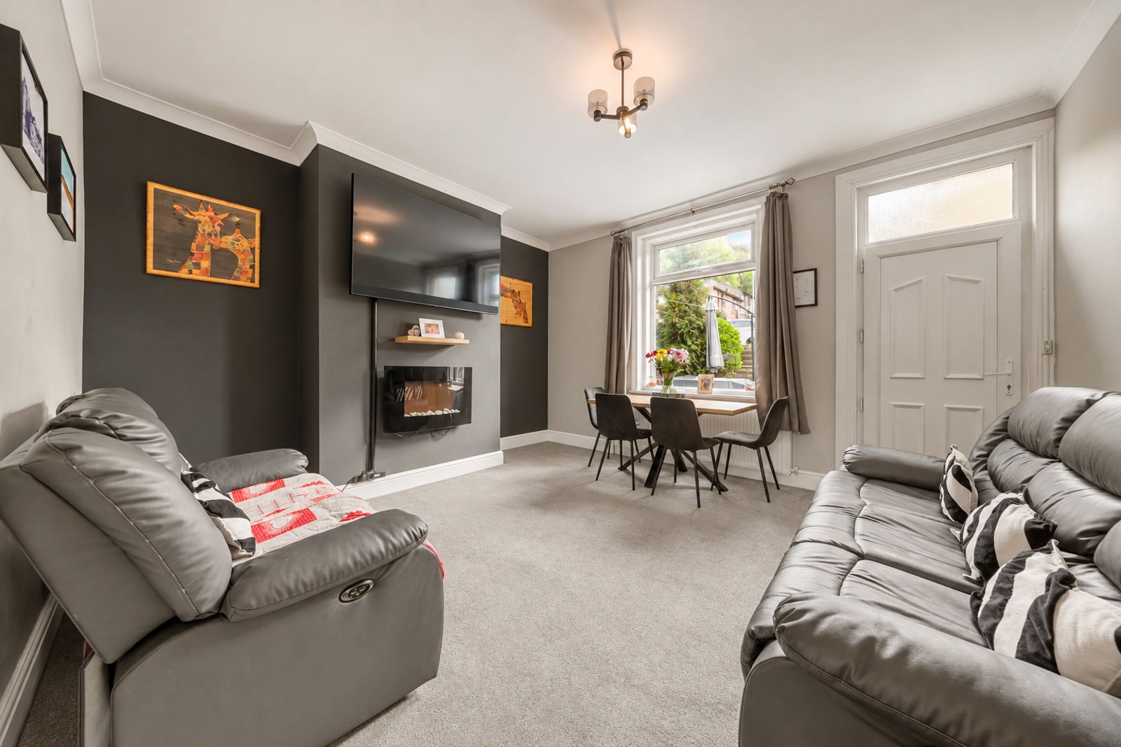 Terraced House for sale in Elland, Lime Tree Avenue, Elland, HX5 9BE