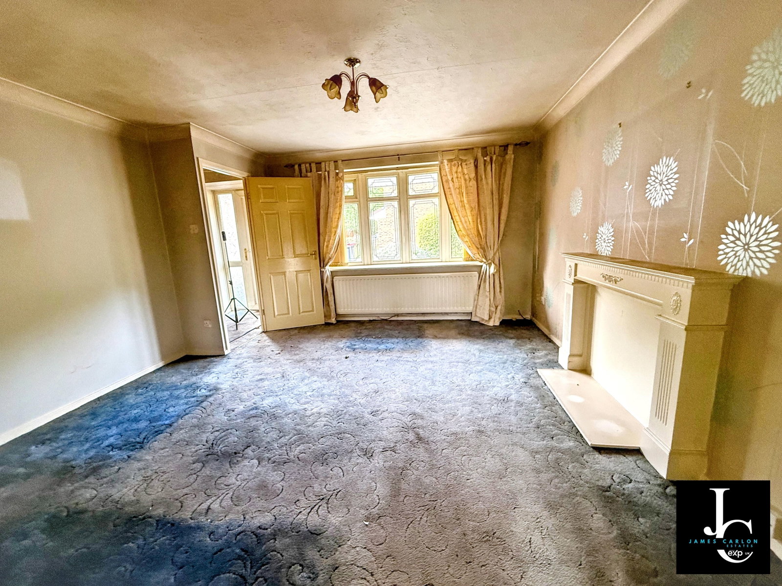 Detached House for sale in Telford, Buttermere Drive, Priorslee, Telford, TF2 9RE, 932 m²