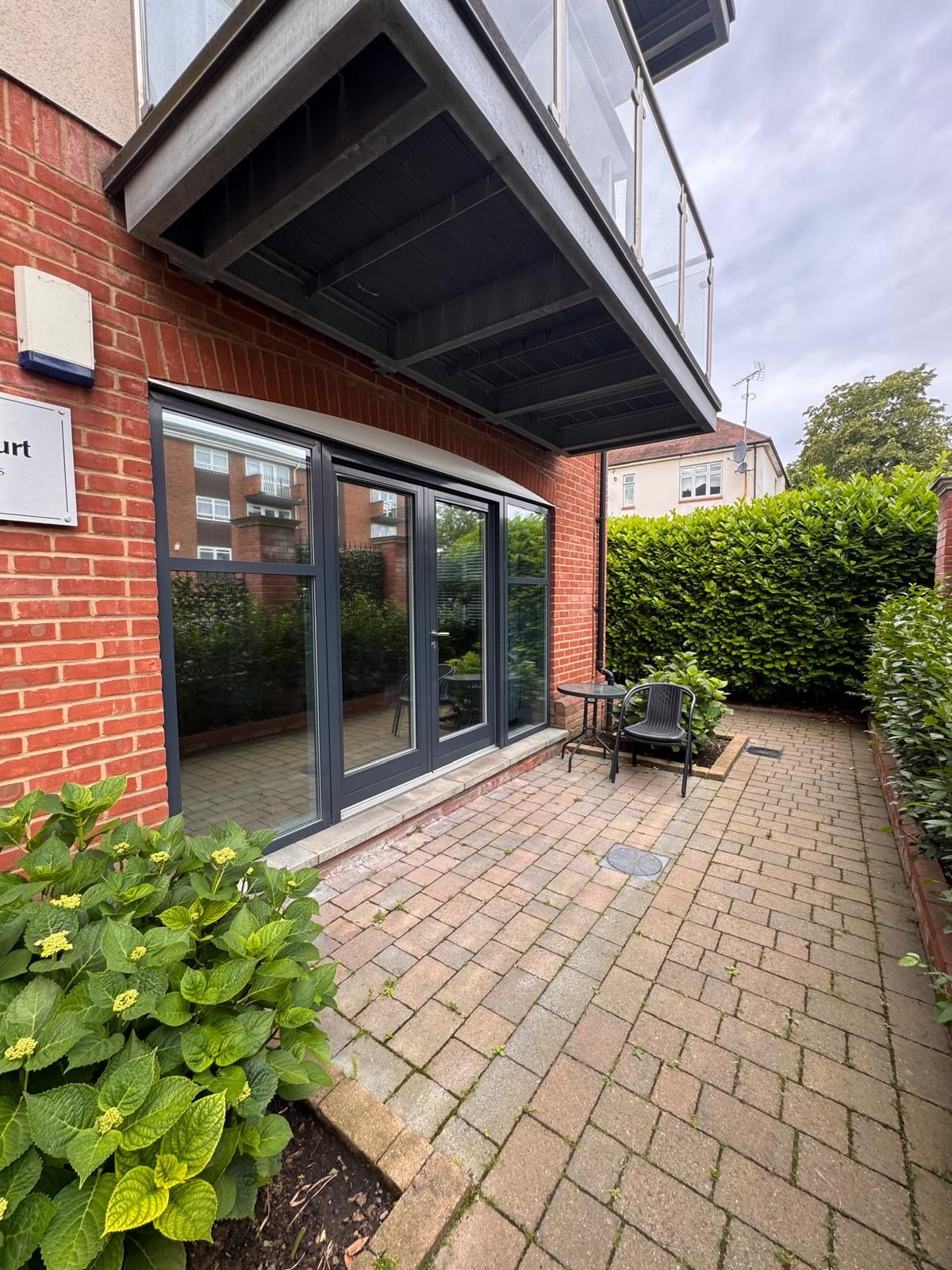 Flat for sale in Upminster, Deyncourt Gardens, Upminster, Essex, RM14 1DE, 790 m²