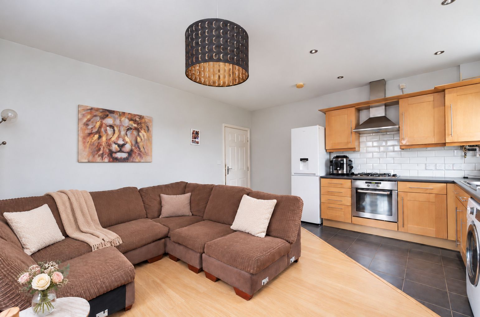 Flat for sale in York, Page House, Didsbury Close, York, YO30 5NN, 460 m²