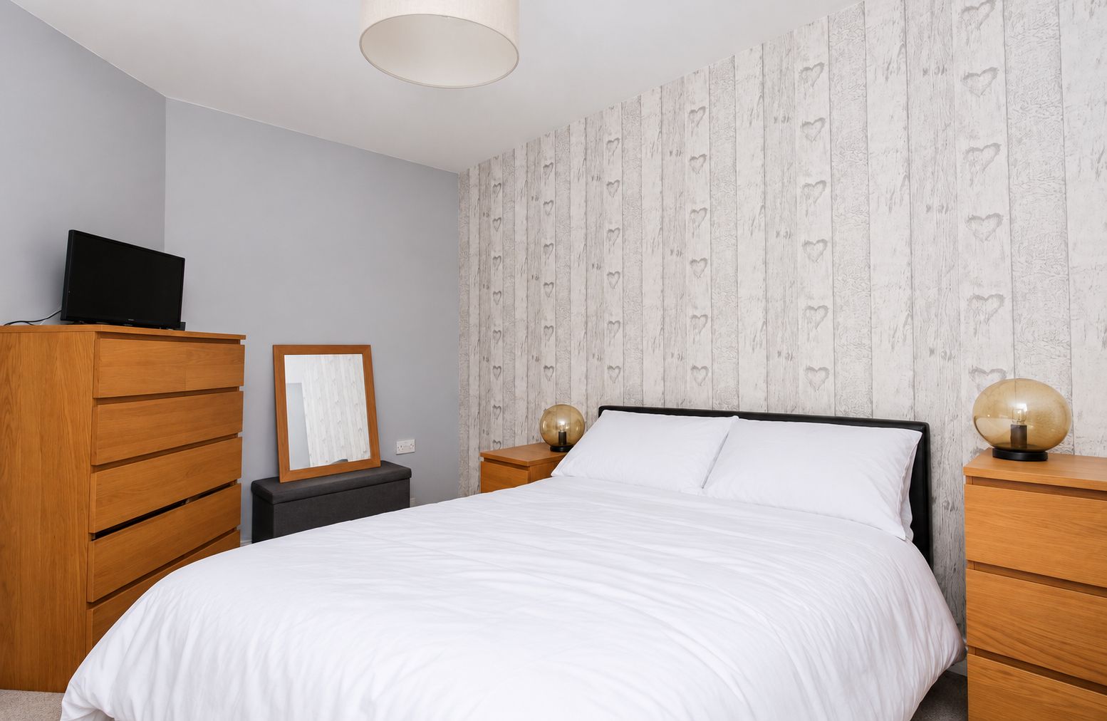 Flat for sale in York, Page House, Didsbury Close, York, YO30 5NN, 460 m²