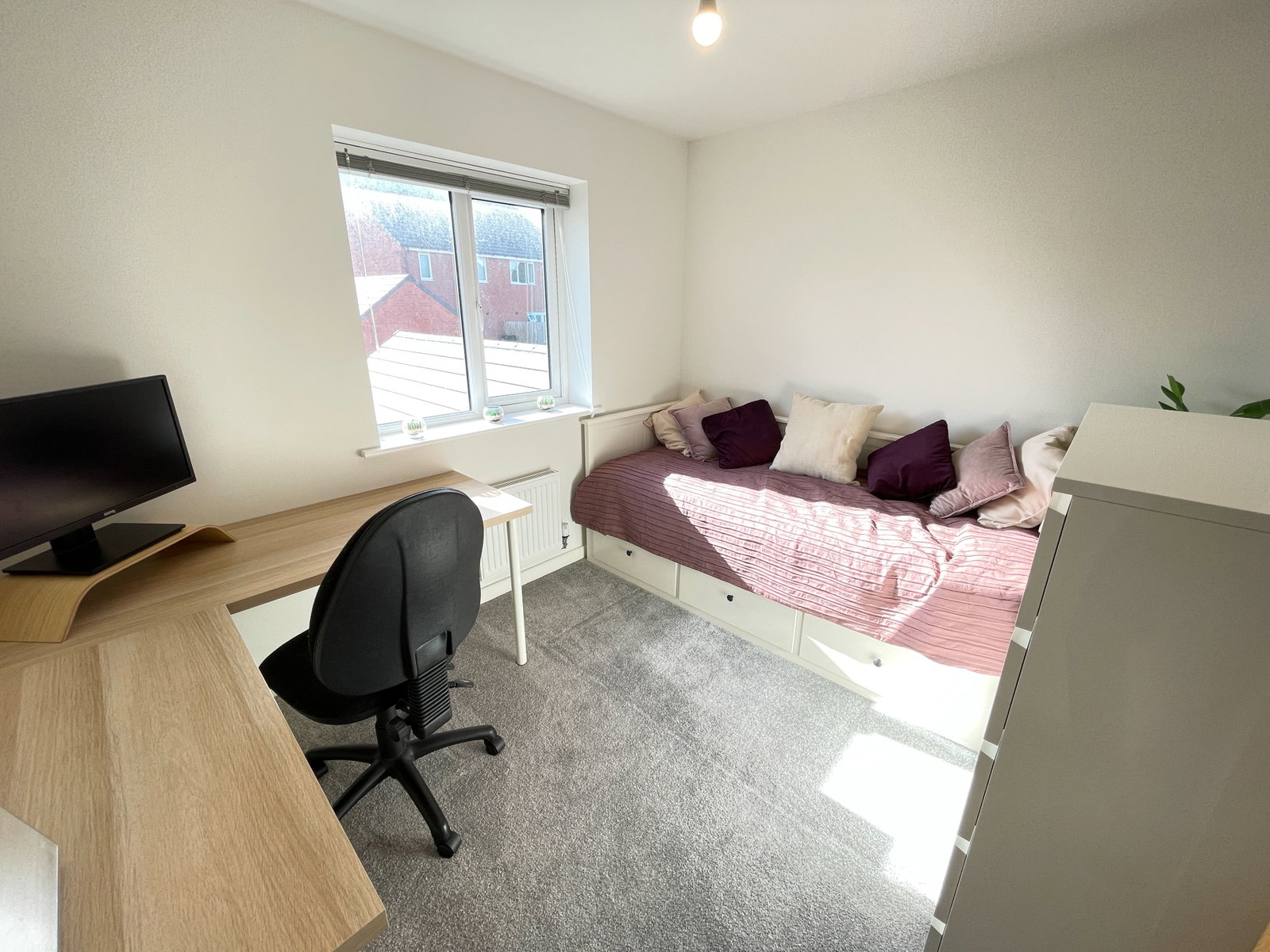Detached House for sale in Cullompton, Blackthorn Way, Cullompton, Devon, EX15 1QH