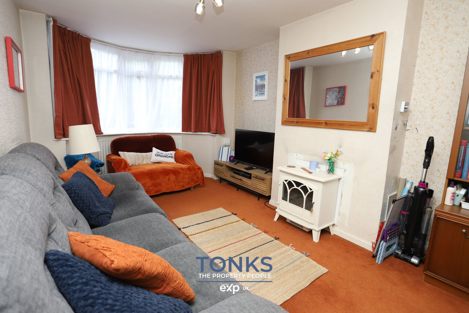 Semi Detached House for sale in Birmingham, Haverford Drive, Rednal, Birmingham, B45 8QX