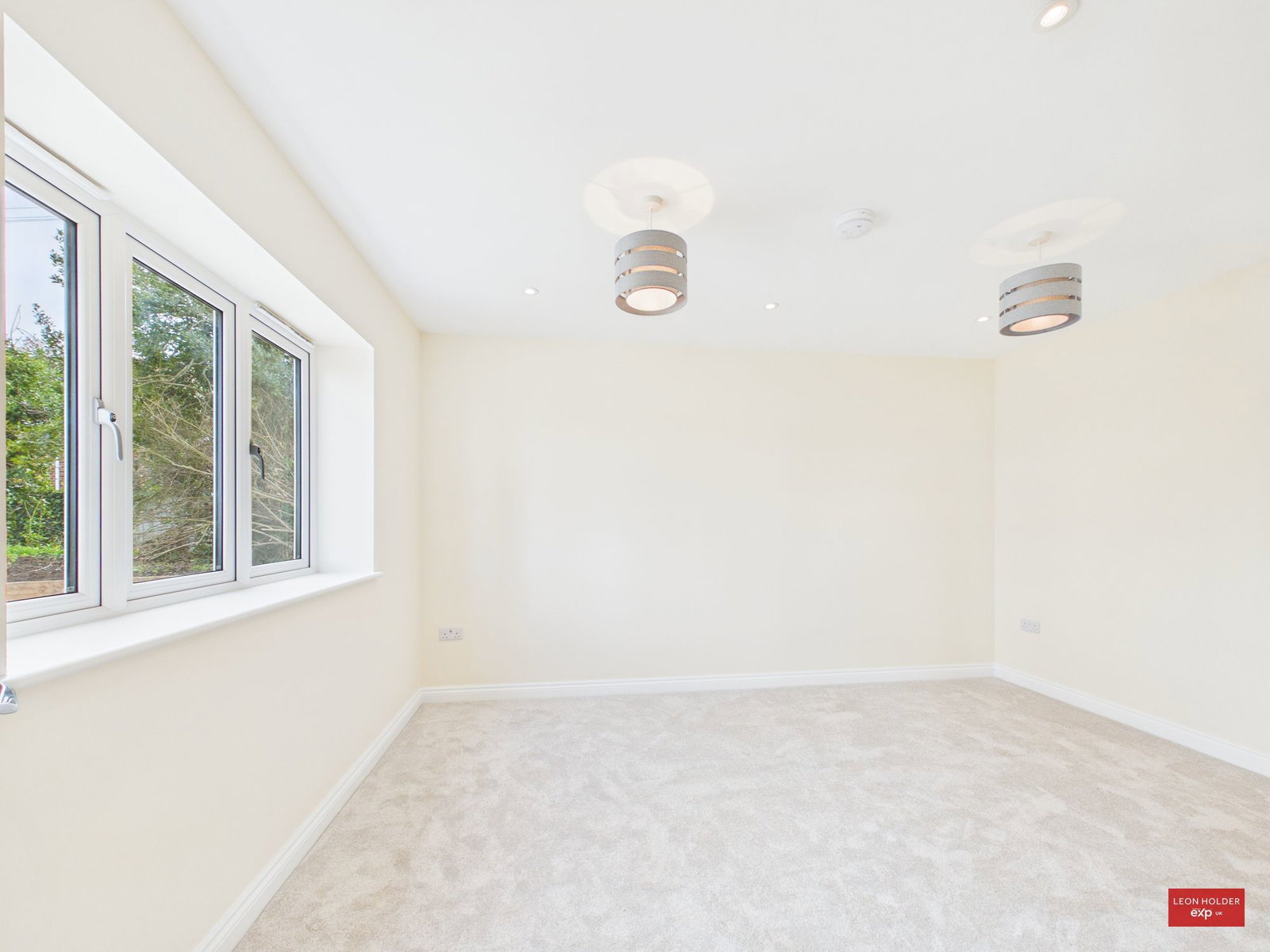 Detached House for sale in Gloucester, Parton Road, Churchdown, Gloucester, GL3 2JJ, 1078 m²