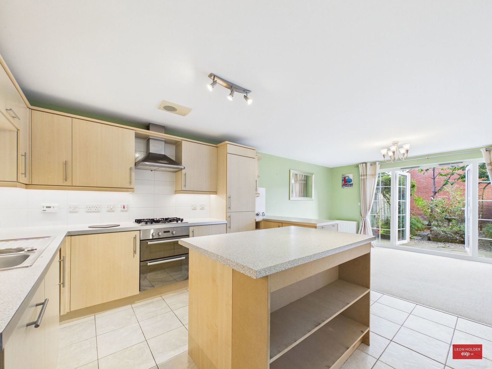 Town House for sale in Gloucester, Typhoon Way, Brockworth, Gloucester, GL3 4BQ, 1082 m²