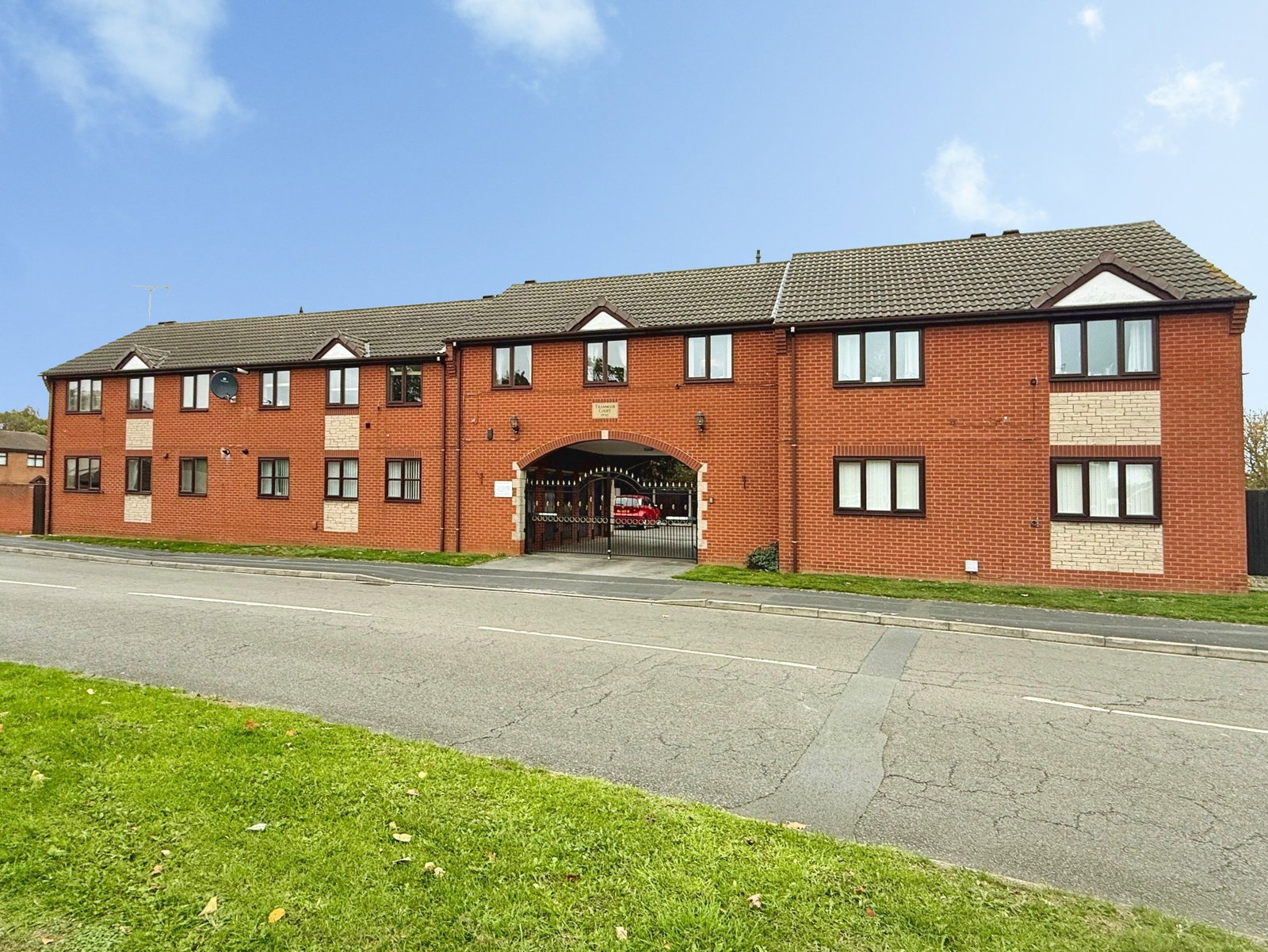 Flat for sale in Doncaster, Parkway, Armthorpe, Doncaster, DN3 3RL